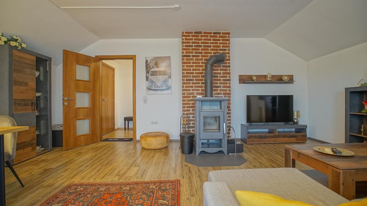 Ferienwohnung Vilux With Indoor Private Parking Brașov Exterior foto