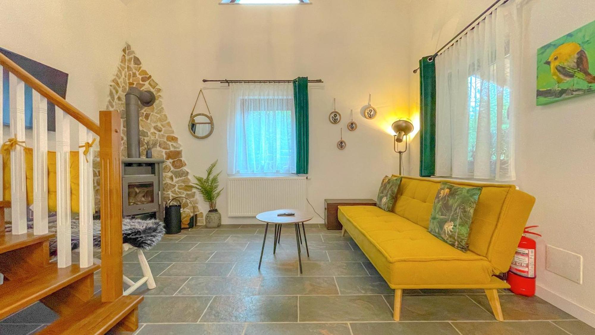 Ferienwohnung Vilux With Indoor Private Parking Brașov Exterior foto